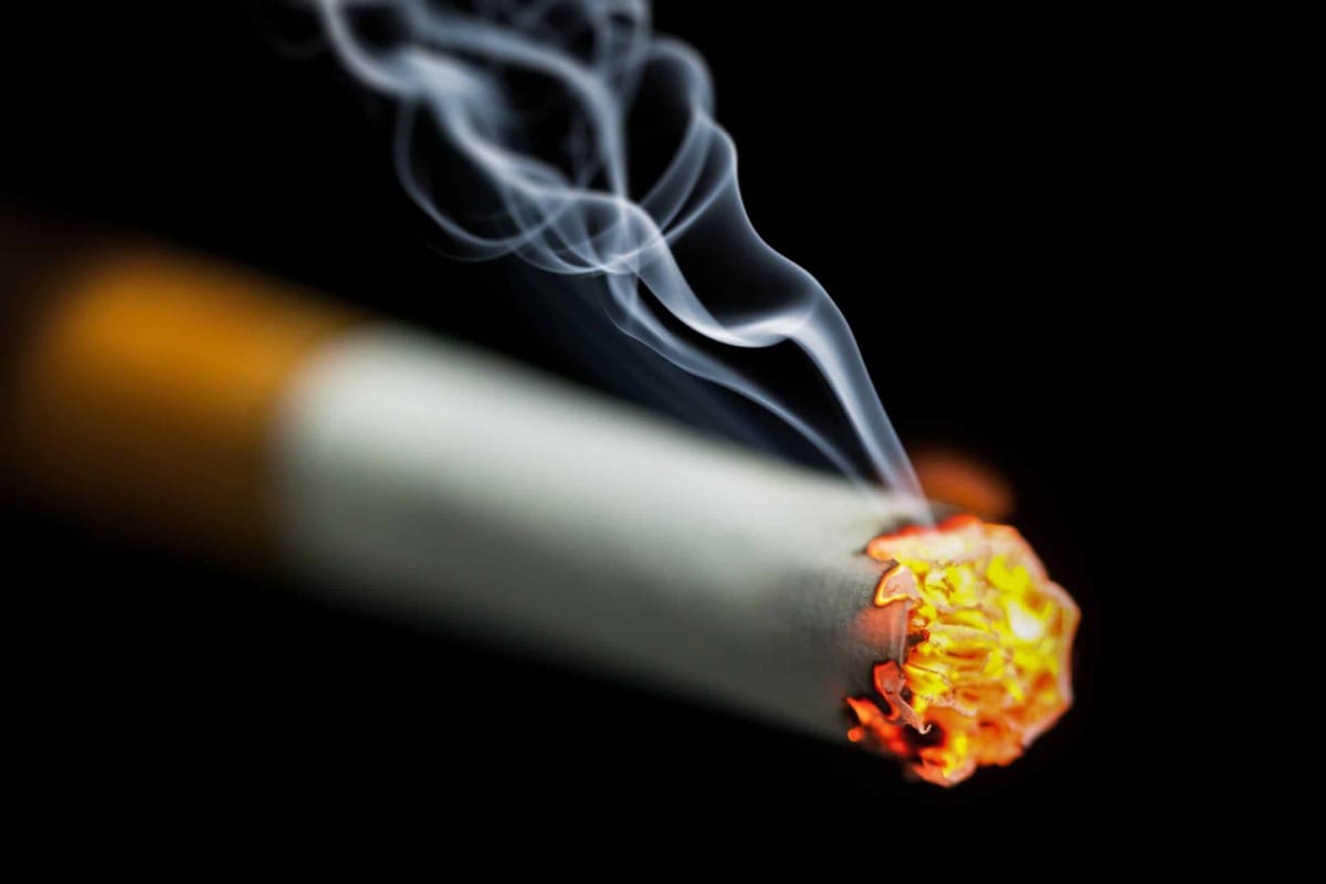 10عکس باکیفیت از سیگار Cigarette برای چاپ روی انواع پرده