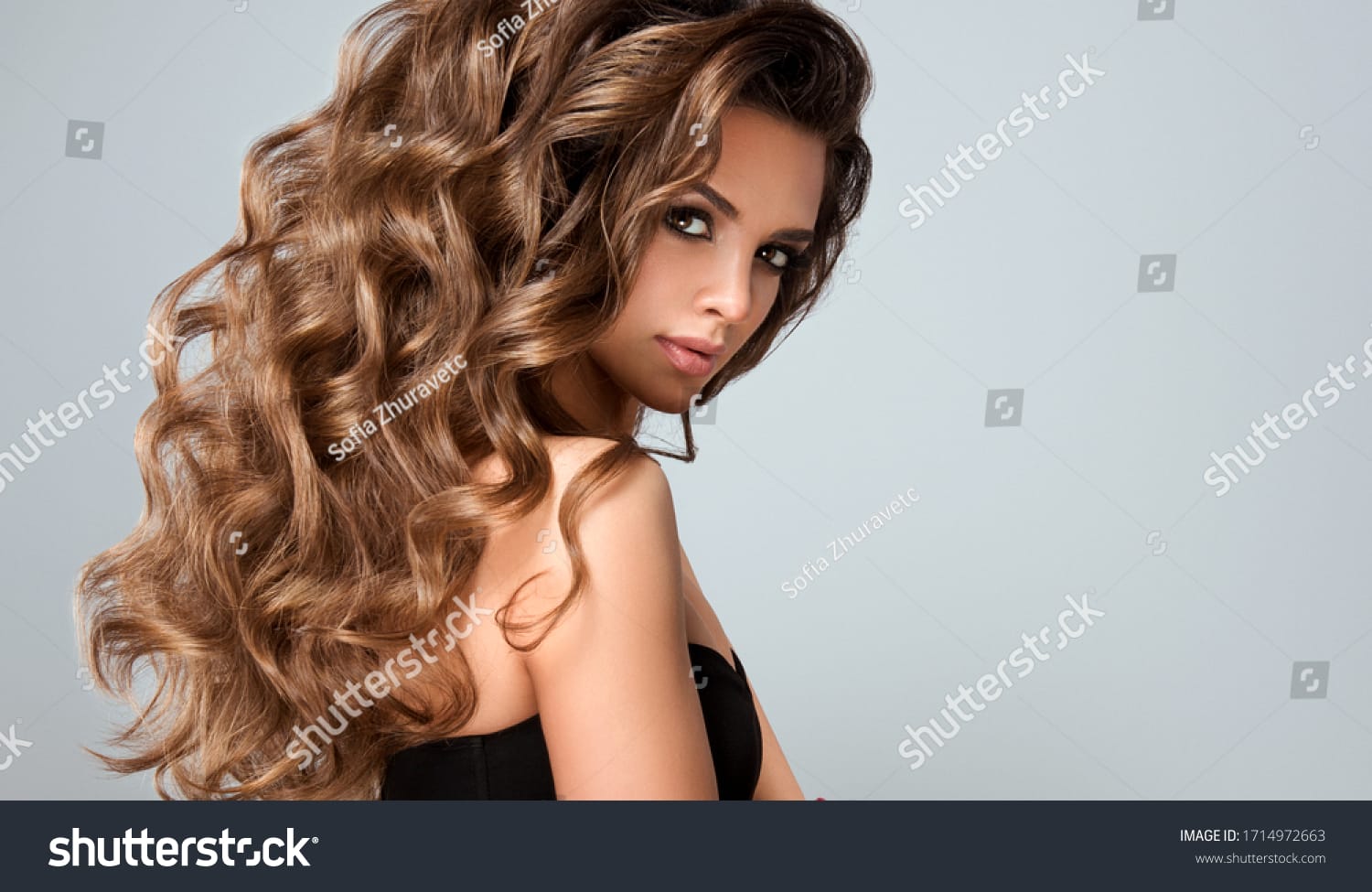 موی فر Curly Hair - کد 1714972663