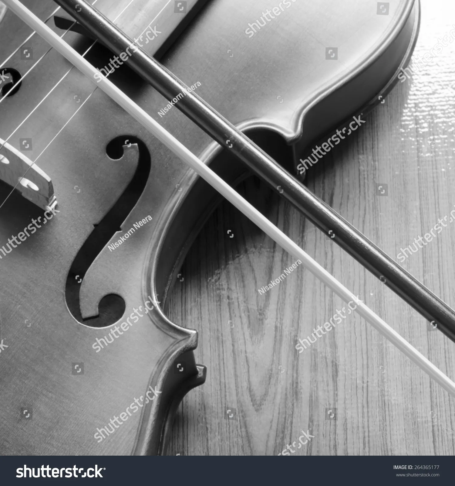 ویولون سل Cello - کد 264365177