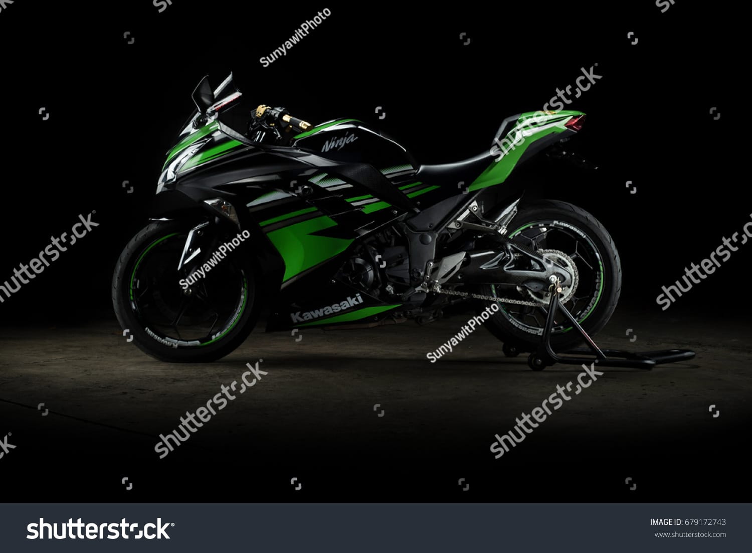 موتور کاوازاکی نینجا Kawazaki Ninja - کد 679172743