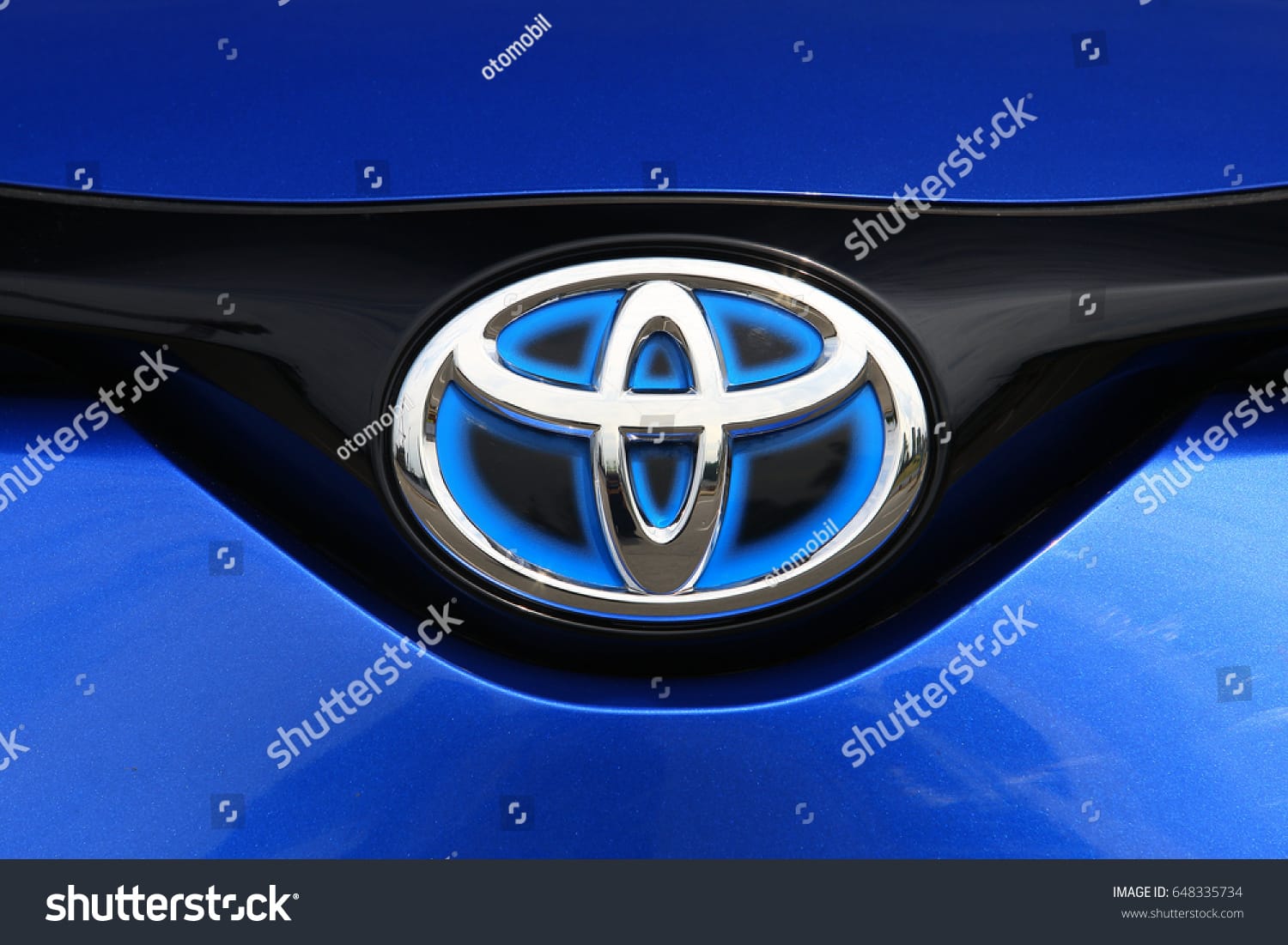 لوگو تویوتا Toyota - کد 648335734