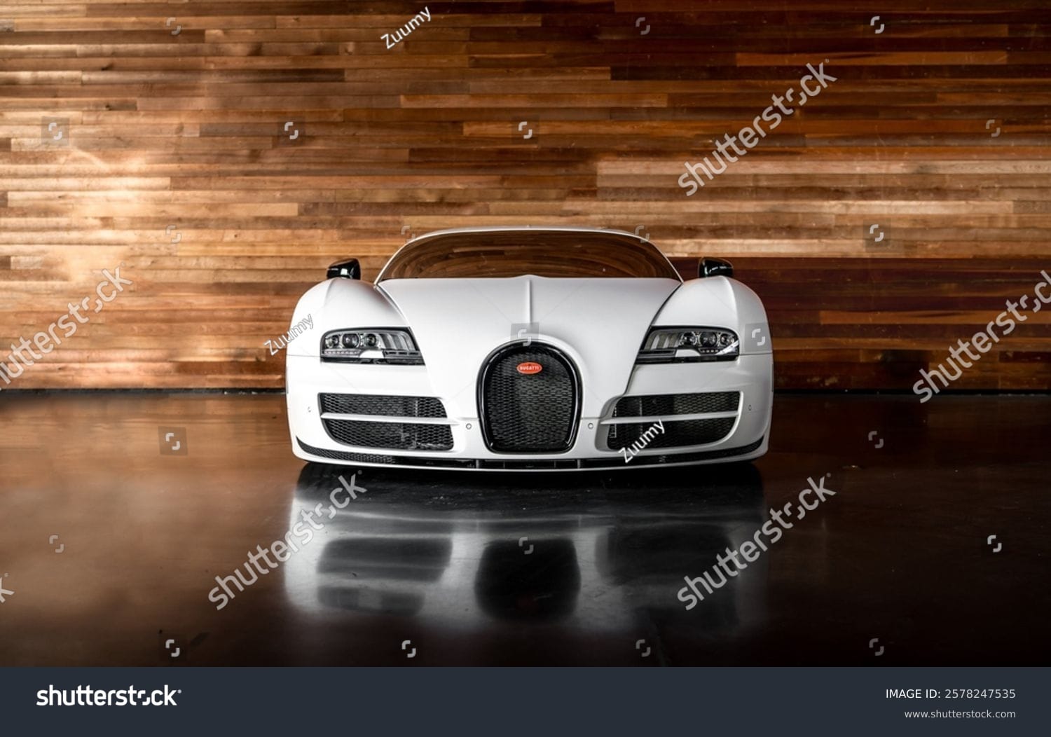ماشین بوگاتی ویرون Bugatti Veyron - کد 2578247535