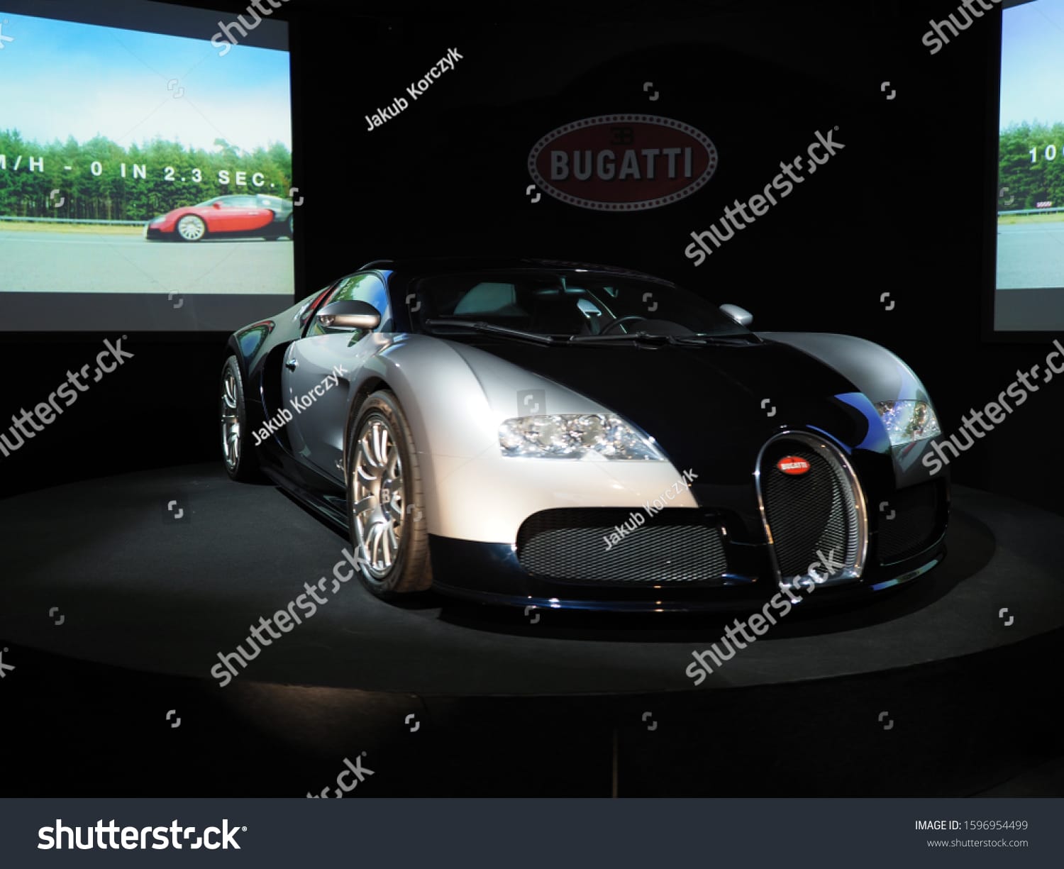 ماشین بوگاتی ویرون Bugatti Veyron - کد 1596954499