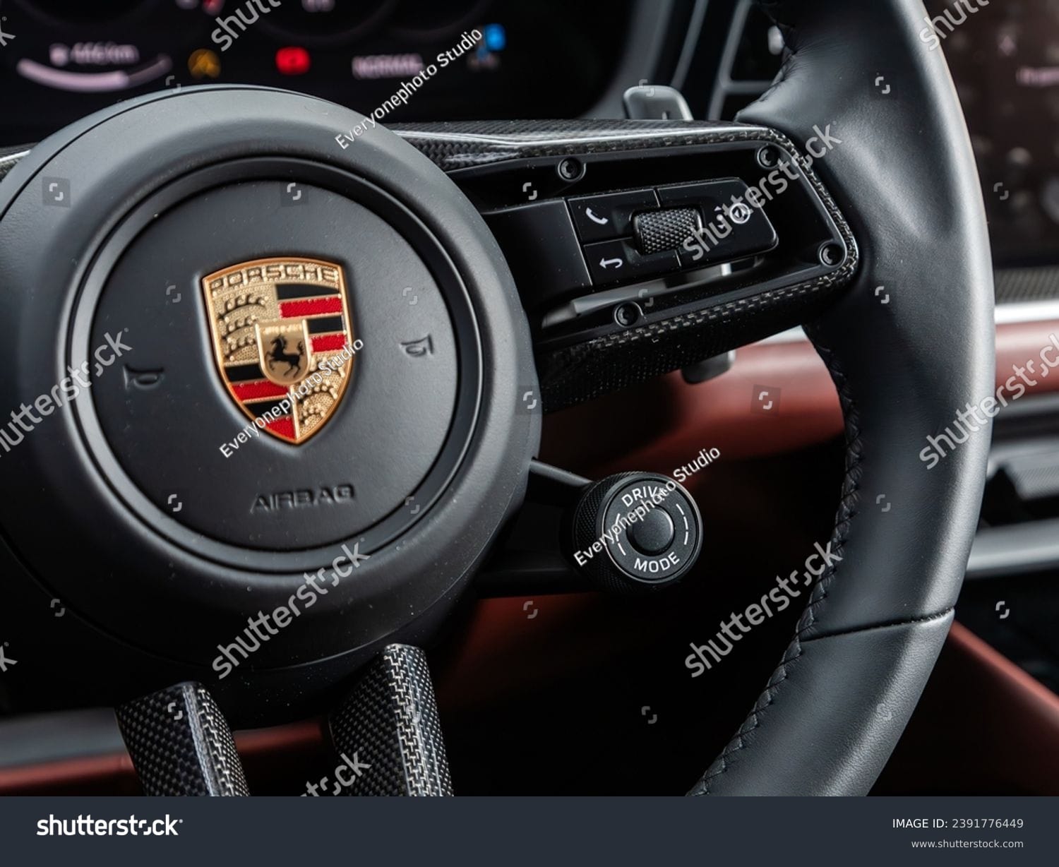 ماشین پورشه Porsche - کد 2391776449