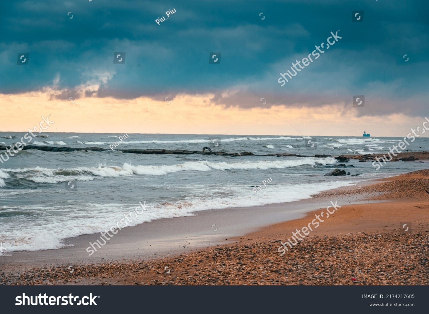 دریای خزر Caspian Sea - کد 2174217685