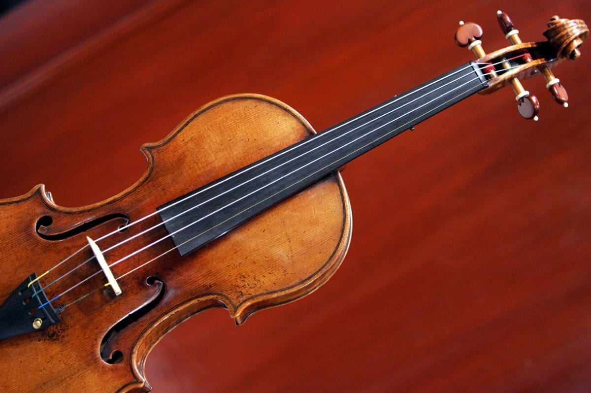 10عکس باکیفیت و زیبا از ویولون Violin برای چاپ روی انواع پرده