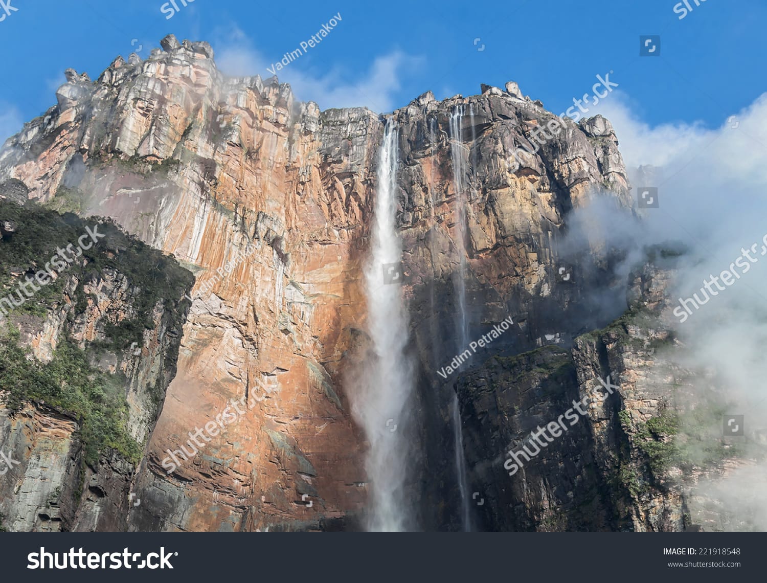 آبشار آنجل Angel Waterfall - کد 221918548