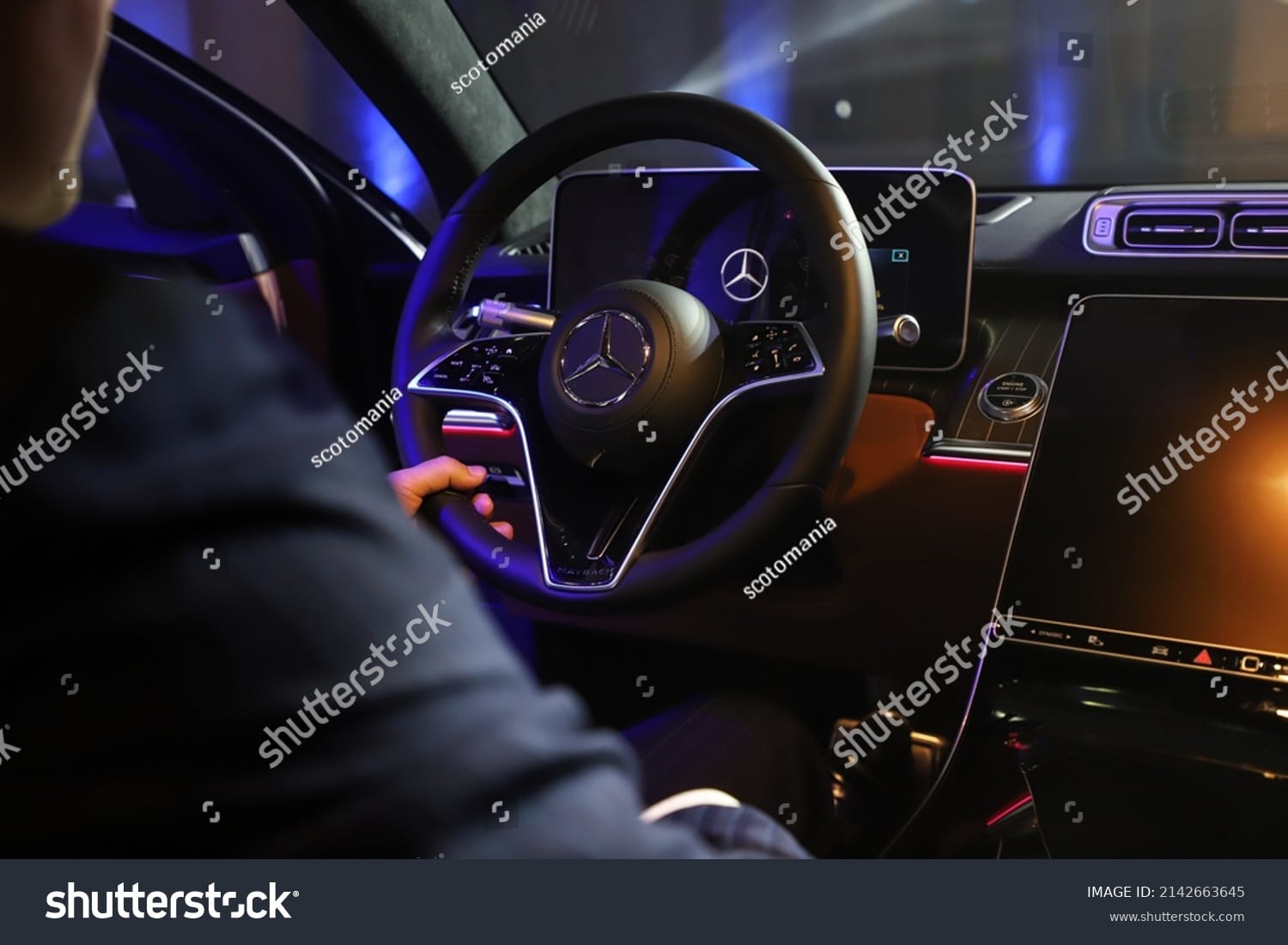 مرسدس بنز Mercedes Benz S500 - کد 2142663645
