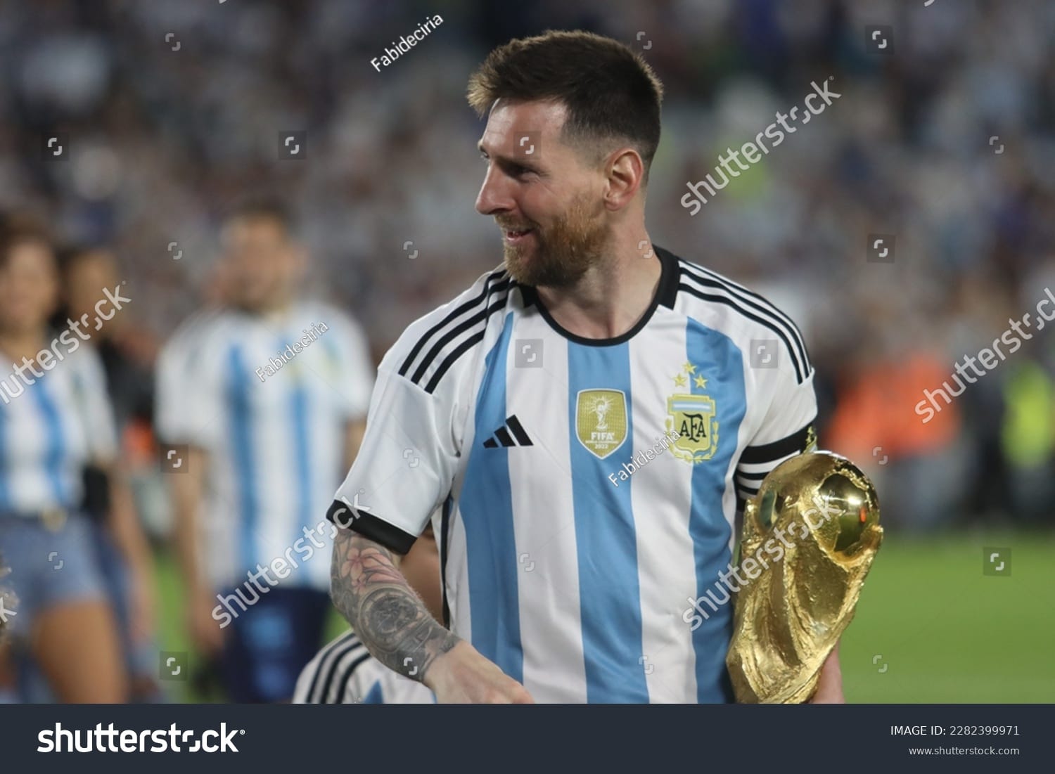 لیونل مسی Lionel Messi - کد 2282399971