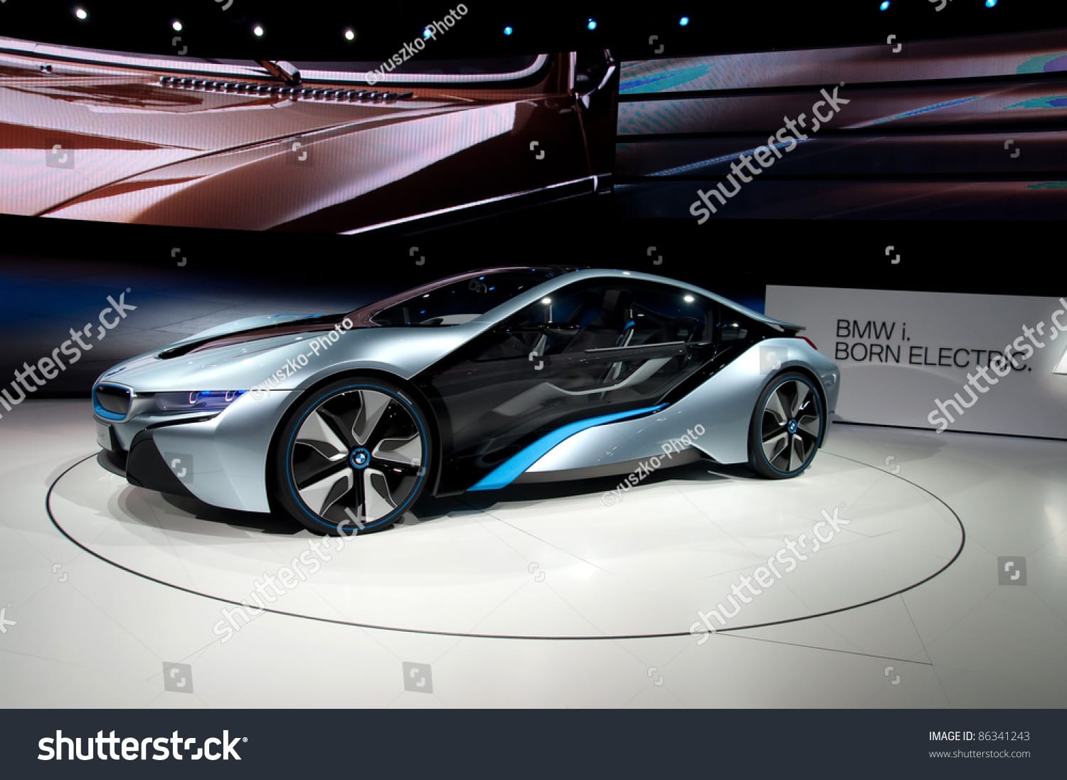 BMW i8 - کد 86341243