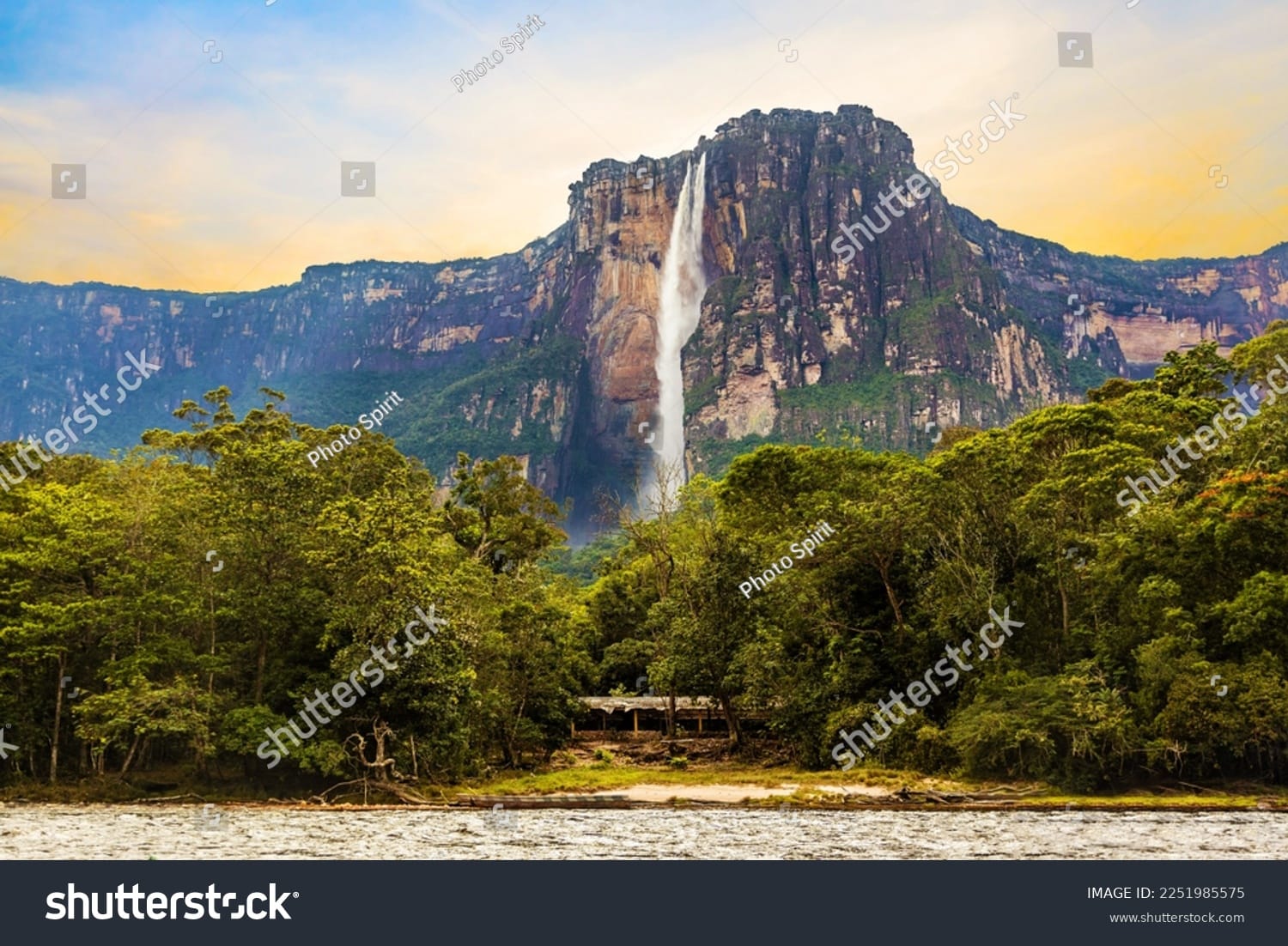 آبشار آنجل Angel Waterfall - کد 2251985575
